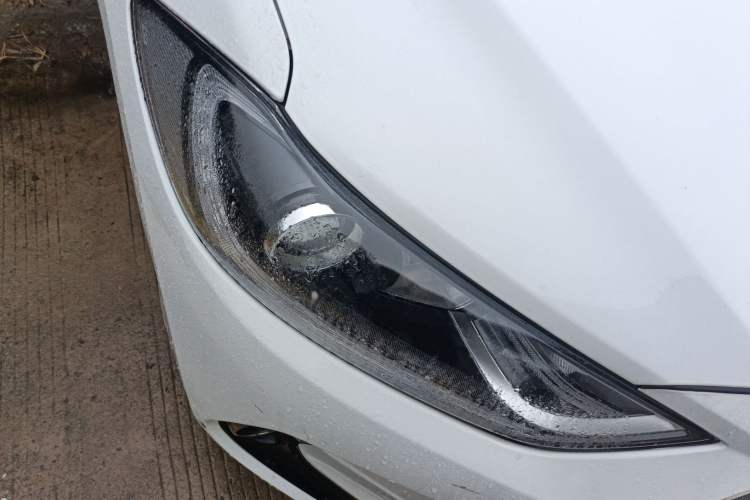Used Hyundai Elantra (6th Generation / Lingdong) 2016 1.6L Automatic ZhiXuan – Elite Version Right Front Headlight