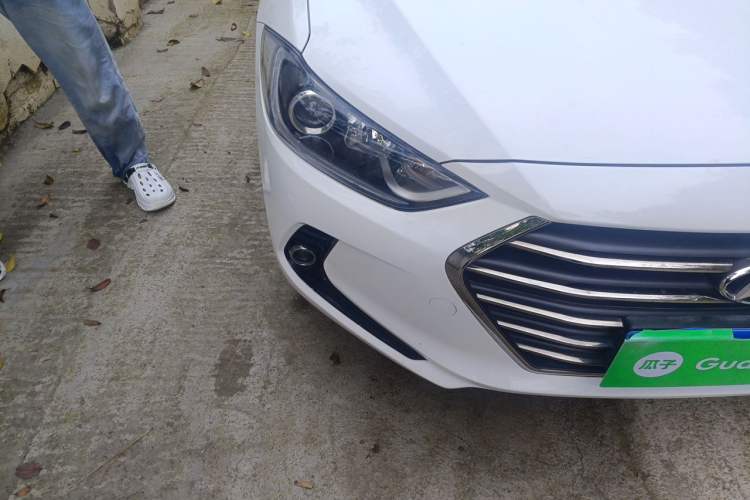 Used Hyundai Elantra (6th Generation / Lingdong) 2016 1.6L Automatic ZhiXuan – Elite Version Right Front Headlight