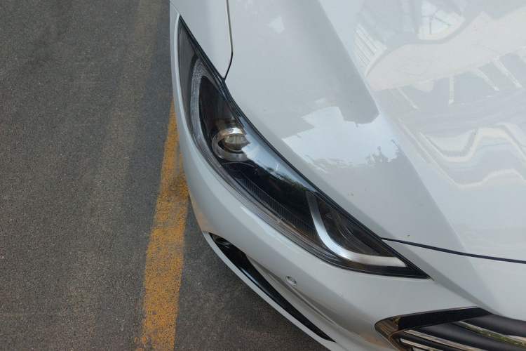 Used Hyundai Elantra (6th Generation / Lingdong) 2016 1.6L Automatic ZhiXuan · Luxury Version Right Front Headlight