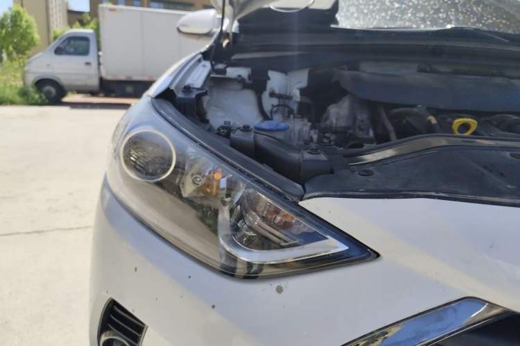 Used Hyundai Elantra (6th Generation / Lingdong) 2016 1.6L Automatic ZhiXuan – Elite Version Right Front Headlight