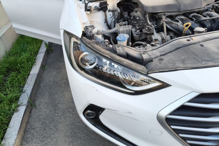 Used Hyundai Elantra (6th Generation / Lingdong) 2016 1.6L Manual ZhiXuan · Dynamic Model Right Front Headlight