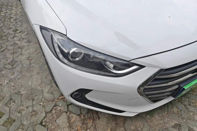 Used Hyundai Elantra (6th Generation / Lingdong) 2016 1.6L Automatic ZhiXuan – Elite Version Right Front Headlight