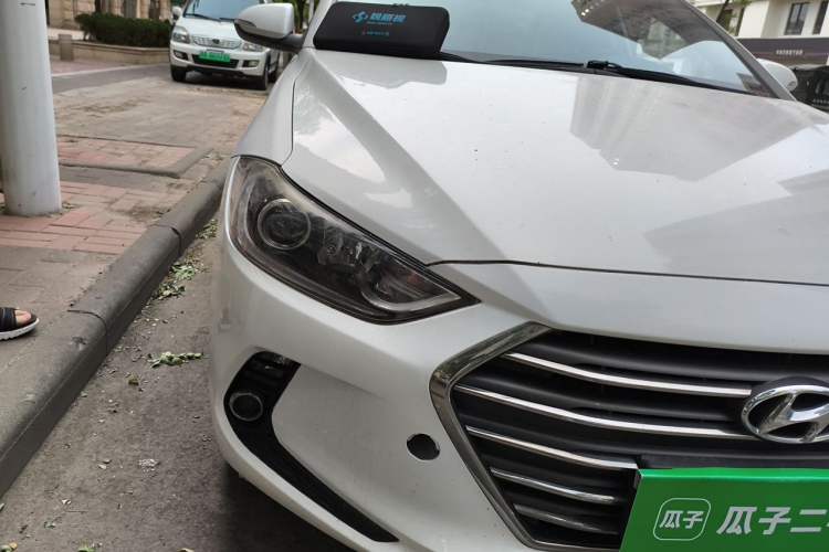 Used Hyundai Elantra (6th Generation / Lingdong) 2016 1.6L Automatic ZhiXuan – Elite Version Right Front Headlight