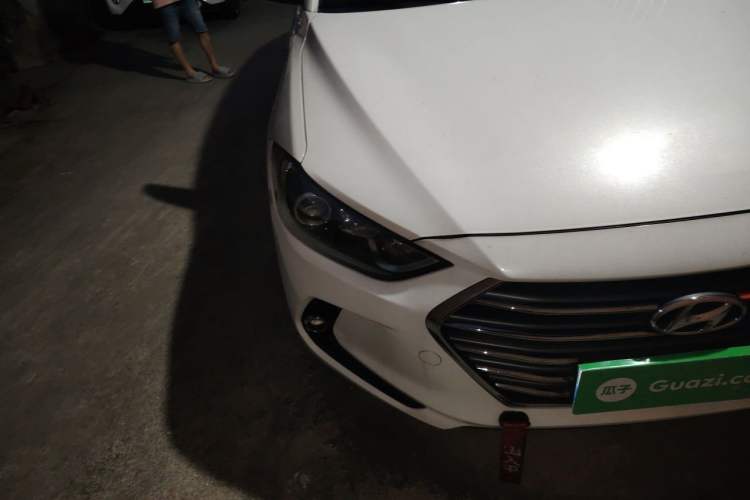 Used Hyundai Elantra (6th Generation / Lingdong) 2016 1.6L Automatic ZhiXuan – Elite Version Right Front Headlight