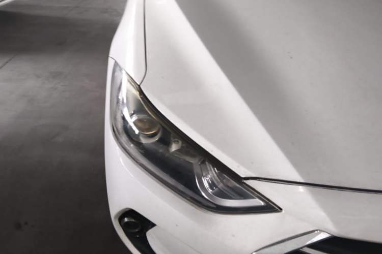 Used Hyundai Elantra (6th Generation / Lingdong) 2016 1.6L Automatic ZhiXuan – Elite Version Right Front Headlight