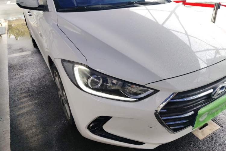 Used Hyundai Elantra (6th Generation / Lingdong) 2016 1.6L Automatic ZhiXuan – Elite Version Right Front Headlight