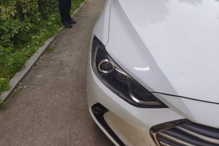 Used Hyundai Elantra (6th Generation / Lingdong) 2016 1.6L Automatic ZhiXuan – Elite Version Right Front Headlight