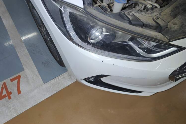 Used Hyundai Elantra (6th Generation / Lingdong) 2016 1.6L Automatic ZhiXuan – Elite Version Right Front Headlight