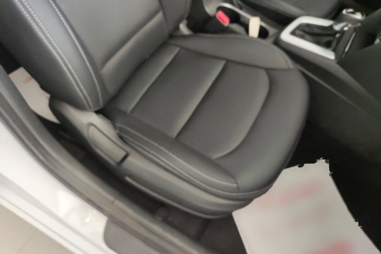 Used Hyundai Elantra (6th Generation / Lingdong) 2016 1.6L Automatic ZhiXuan – Elite Version Right Front Seat
