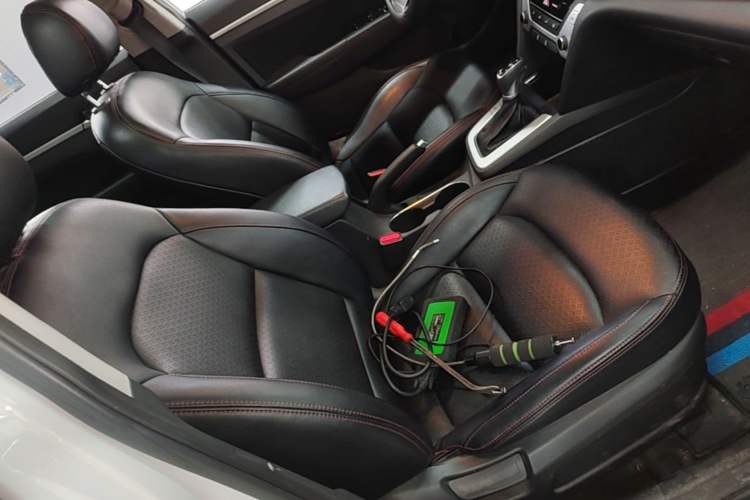 Used Hyundai Elantra (6th Generation / Lingdong) 2016 1.6L Automatic ZhiXuan – Elite Version Right Front Seat