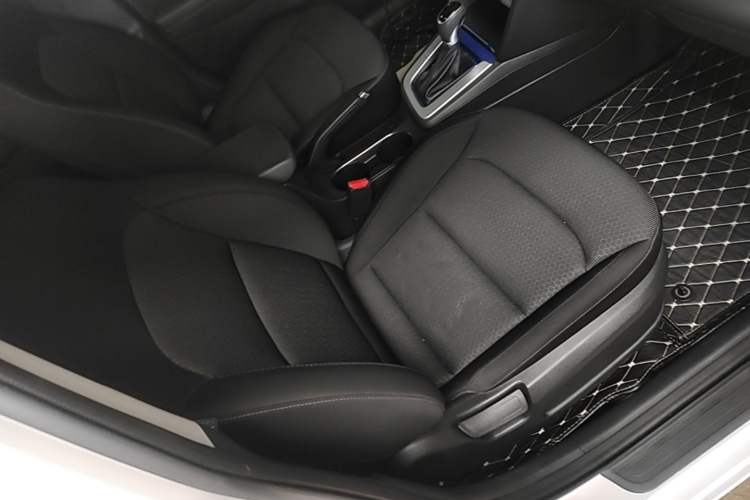 Used Hyundai Elantra (6th Generation / Lingdong) 2016 1.6L Automatic ZhiXuan – Elite Version Right Front Seat