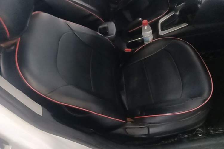 Used Hyundai Elantra (6th Generation / Lingdong) 2016 1.6L Automatic ZhiXuan – Elite Version Right Front Seat