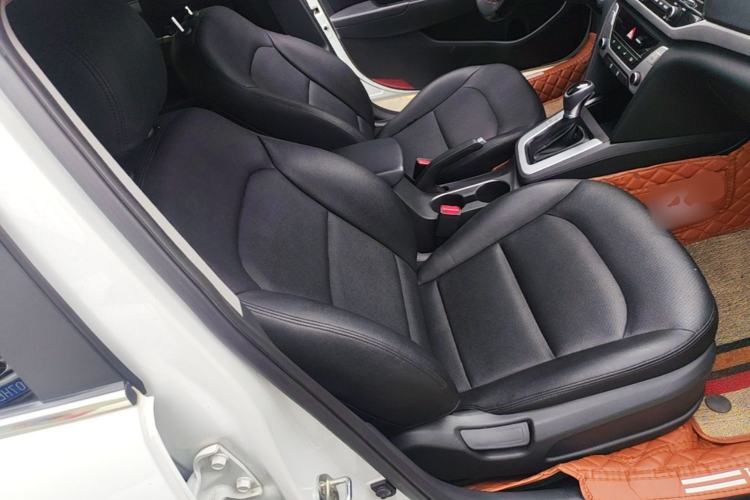 Used Hyundai Elantra (6th Generation / Lingdong) 2016 1.6L Automatic ZhiXuan – Elite Version Right Front Seat