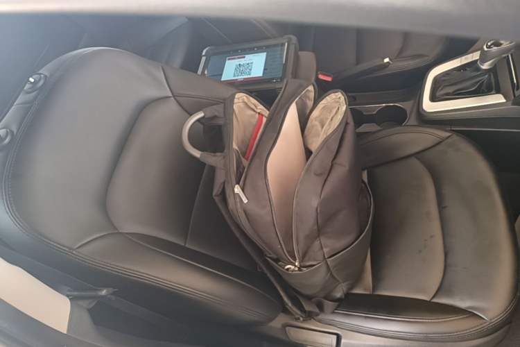 Used Hyundai Elantra (6th Generation / Lingdong) 2016 1.6L Automatic ZhiXuan – Elite Version Right Front Seat