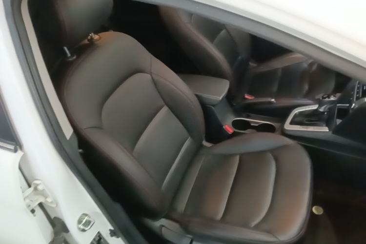 Used Hyundai Elantra (6th Generation / Lingdong) 2016 1.6L Automatic ZhiXuan – Elite Version Right Front Seat