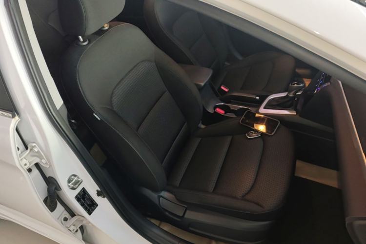 Used Hyundai Elantra (6th Generation / Lingdong) 2016 1.6L Automatic ZhiXuan – Elite Version Right Front Seat