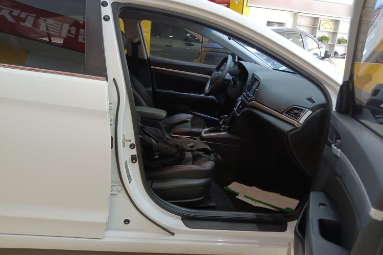 Used Hyundai Elantra (6th Generation / Lingdong) 2016 1.6L Automatic ZhiXuan – Elite Version Right Front Seat