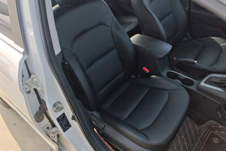 Used Hyundai Elantra (6th Generation / Lingdong) 2016 1.4T Dual-Clutch Xuan Dong · Dynamic Version Right Front Seat