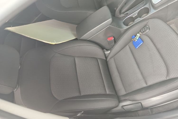 Used Hyundai Elantra (6th Generation / Lingdong) 2016 1.6L Automatic ZhiXuan – Elite Version Right Front Seat