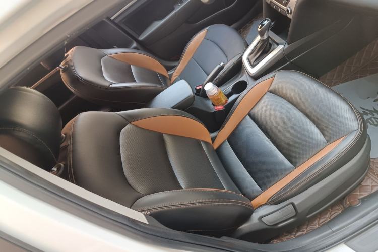 Used Hyundai Elantra (6th Generation / Lingdong) 2016 1.6L Automatic ZhiXuan – Elite Version Right Front Seat
