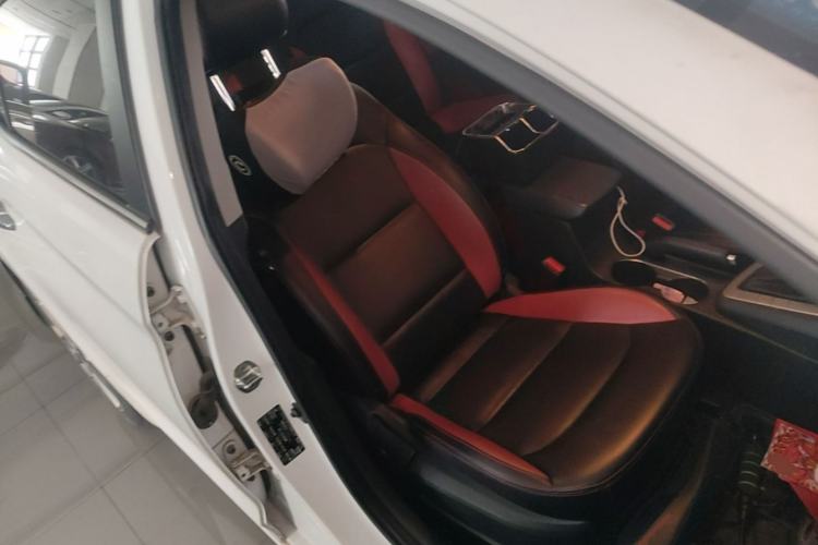 Used Hyundai Elantra (6th Generation / Lingdong) 2016 1.6L Automatic ZhiXuan – Elite Version Right Front Seat