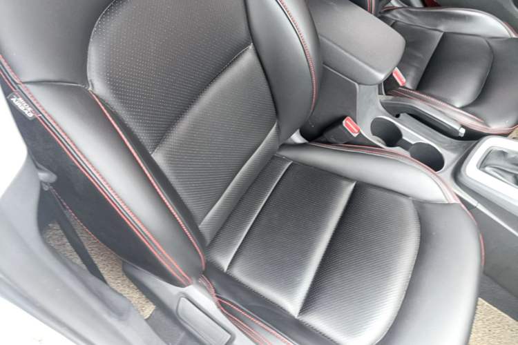 Used Hyundai Elantra (6th Generation / Lingdong) 2016 1.6L Automatic ZhiXuan – Elite Version Right Front Seat
