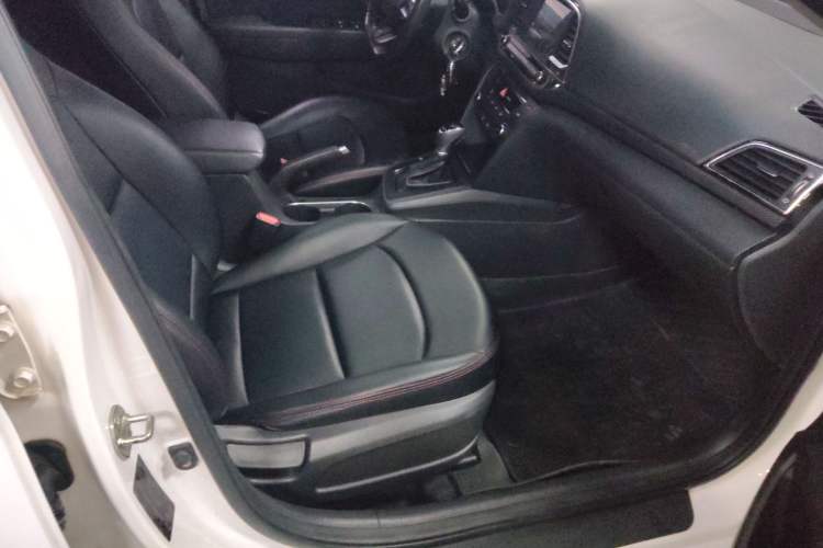 Used Hyundai Elantra (6th Generation / Lingdong) 2016 1.4T Dual-Clutch Xuan Dong · Dynamic Version Right Front Seat