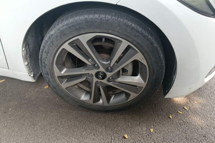 Used Hyundai Elantra (6th Generation / Lingdong) 2016 1.6L Automatic ZhiXuan – Elite Version Right Front Wheel Hub