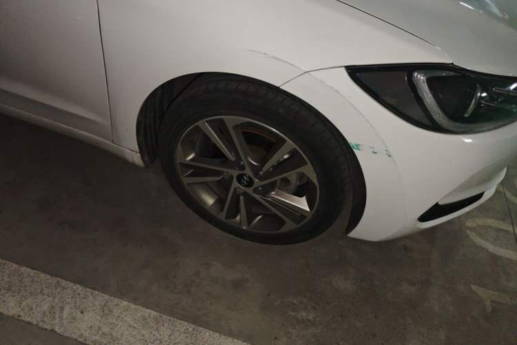 Used Hyundai Elantra (6th Generation / Lingdong) 2016 1.6L Automatic ZhiXuan – Elite Version Right Front Wheel Hub