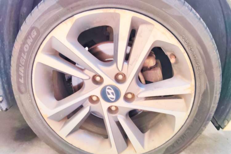 Used Hyundai Elantra (6th Generation / Lingdong) 2016 1.6L Automatic ZhiXuan – Elite Version Right Front Wheel Hub