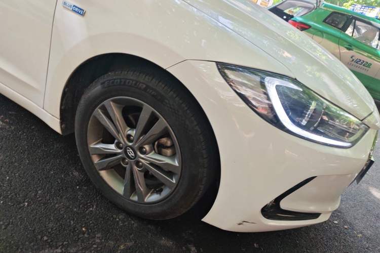 Used Hyundai Elantra (6th Generation / Lingdong) 2016 1.4T Dual-Clutch Xuan Dong · Dynamic Version Right Front Wheel Hub