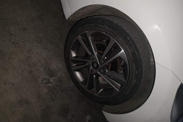 Used Hyundai Elantra (6th Generation / Lingdong) 2016 1.6L Automatic ZhiXuan – Elite Version Right Front Wheel Hub