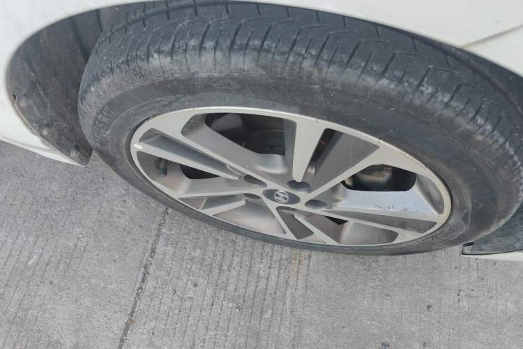 Used Hyundai Elantra (6th Generation / Lingdong) 2016 1.6L Automatic ZhiXuan – Elite Version Right Front Wheel Hub