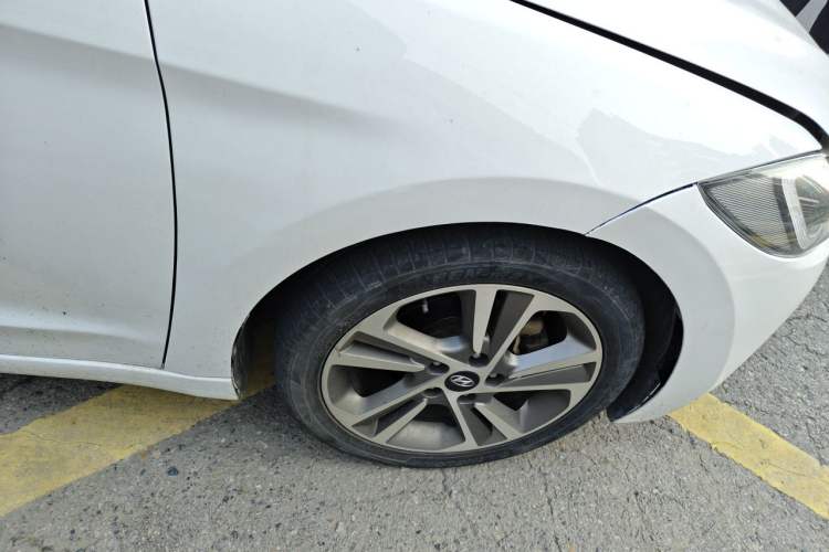 Used Hyundai Elantra (6th Generation / Lingdong) 2016 1.6L Automatic ZhiXuan – Elite Version Right Front Wheel Hub