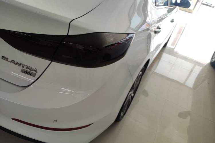 Used Hyundai Elantra (6th Generation / Lingdong) 2016 1.6L Automatic ZhiXuan – Elite Version Right Rear Taillight