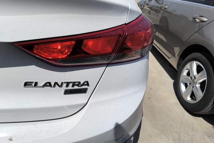 Used Hyundai Elantra (6th Generation / Lingdong) 2016 1.6L Automatic ZhiXuan – Elite Version Right Rear Taillight
