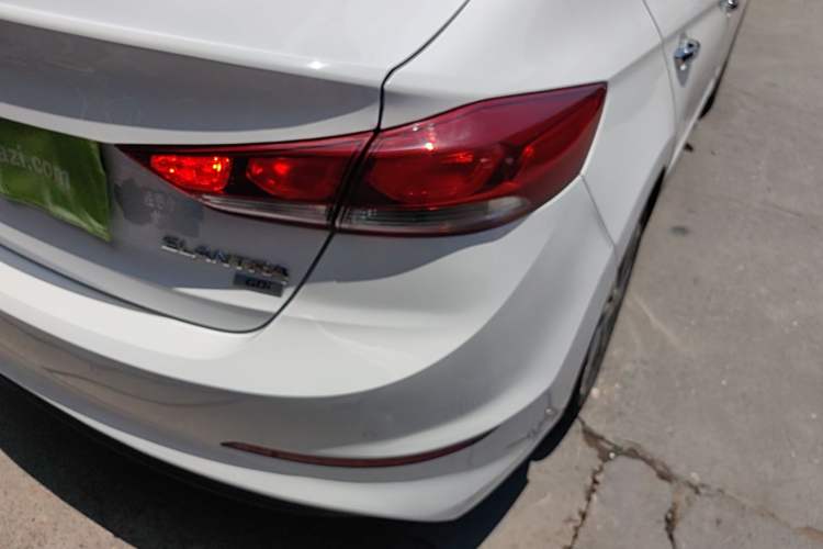 Used Hyundai Elantra (6th Generation / Lingdong) 2016 1.6L Automatic ZhiXuan – Elite Version Right Rear Taillight