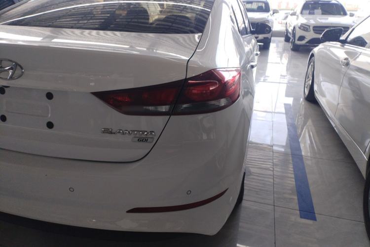 Used Hyundai Elantra (6th Generation / Lingdong) 2016 1.6L Automatic ZhiXuan – Elite Version Right Rear Taillight