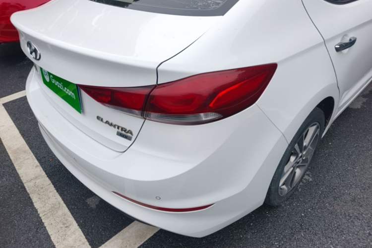 Used Hyundai Elantra (6th Generation / Lingdong) 2016 1.6L Automatic ZhiXuan – Elite Version Right Rear Taillight