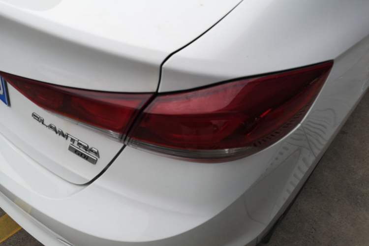 Used Hyundai Elantra (6th Generation / Lingdong) 2016 1.6L Automatic ZhiXuan – Elite Version Right Rear Taillight