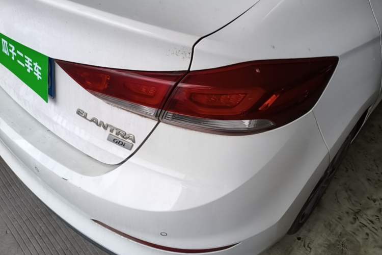 Used Hyundai Elantra (6th Generation / Lingdong) 2016 1.6L Automatic ZhiXuan · Luxury Version Right Rear Taillight