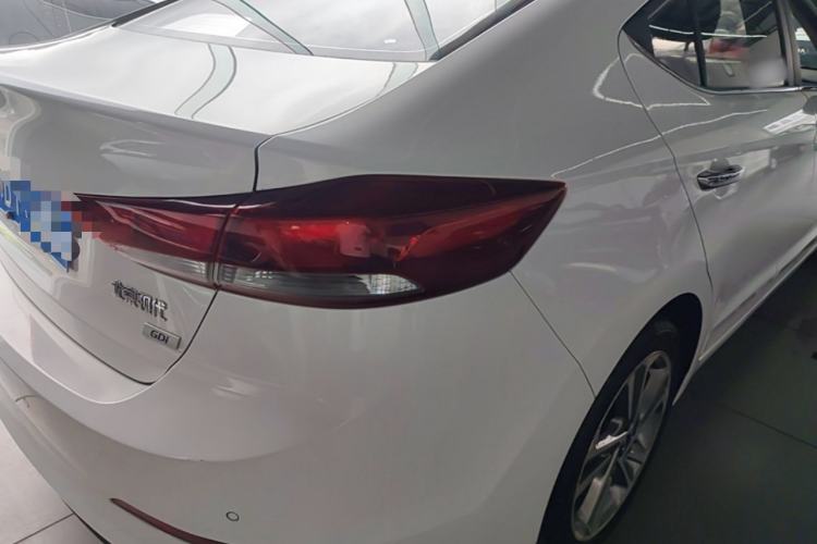 Used Hyundai Elantra (6th Generation / Lingdong) 2016 1.6L Automatic ZhiXuan – Elite Version Right Rear Taillight