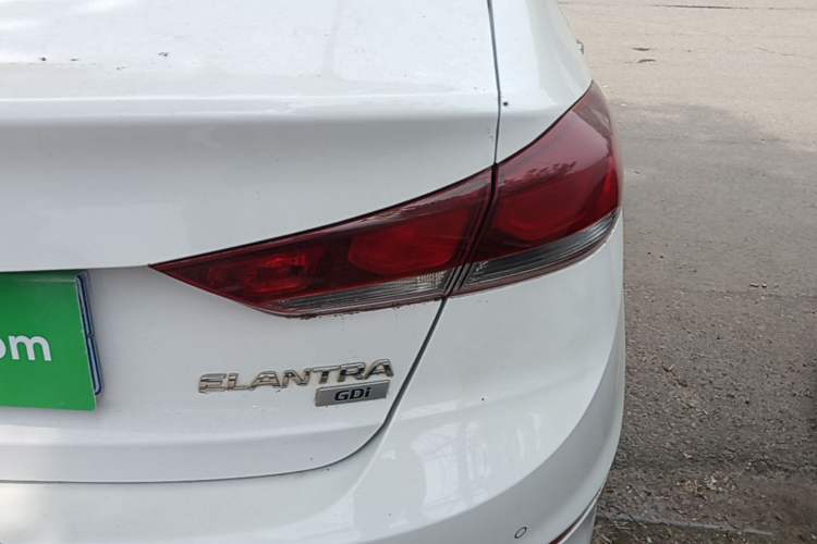 Used Hyundai Elantra (6th Generation / Lingdong) 2016 1.6L Automatic ZhiXuan – Elite Version Right Rear Taillight