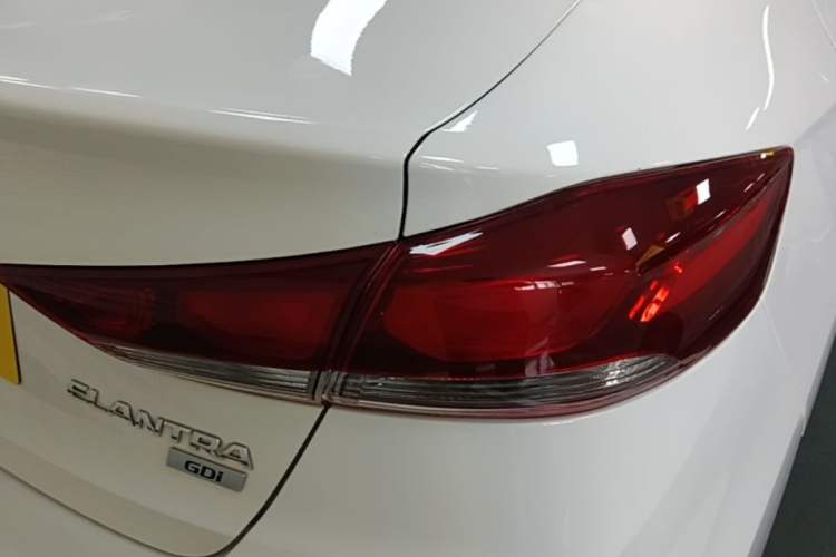 Used Hyundai Elantra (6th Generation / Lingdong) 2016 1.6L Automatic ZhiXuan – Elite Version Right Rear Taillight