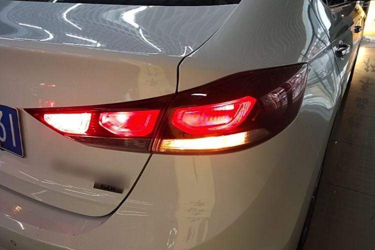 Used Hyundai Elantra (6th Generation / Lingdong) 2016 1.6L Automatic ZhiXuan – Elite Version Right Rear Taillight