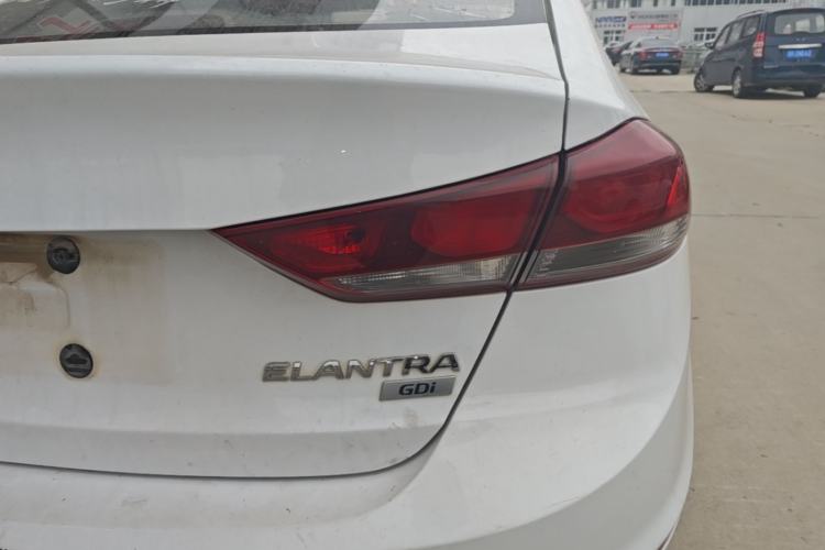 Used Hyundai Elantra (6th Generation / Lingdong) 2016 1.6L Automatic ZhiXuan – Elite Version Right Rear Taillight