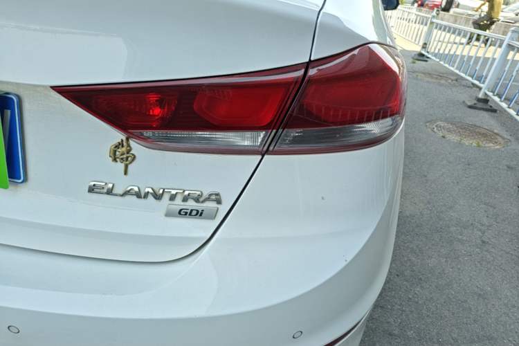 Used Hyundai Elantra (6th Generation / Lingdong) 2016 1.6L Automatic ZhiXuan – Elite Version Right Rear Taillight