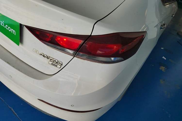 Used Hyundai Elantra (6th Generation / Lingdong) 2016 1.6L Automatic ZhiXuan – Elite Version Right Rear Taillight