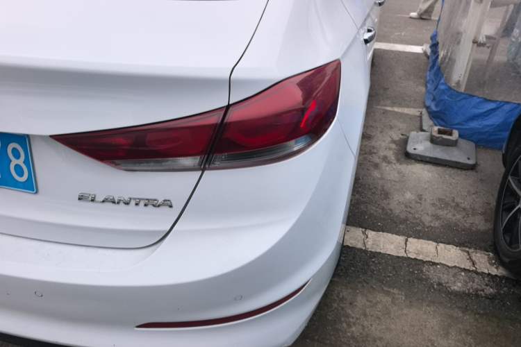 Used Hyundai Elantra (6th Generation / Lingdong) 2016 1.6L Manual ZhiXuan · Dynamic Model Right Rear Taillight
