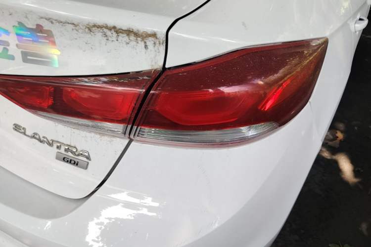 Used Hyundai Elantra (6th Generation / Lingdong) 2016 1.6L Automatic ZhiXuan – Elite Version Right Rear Taillight